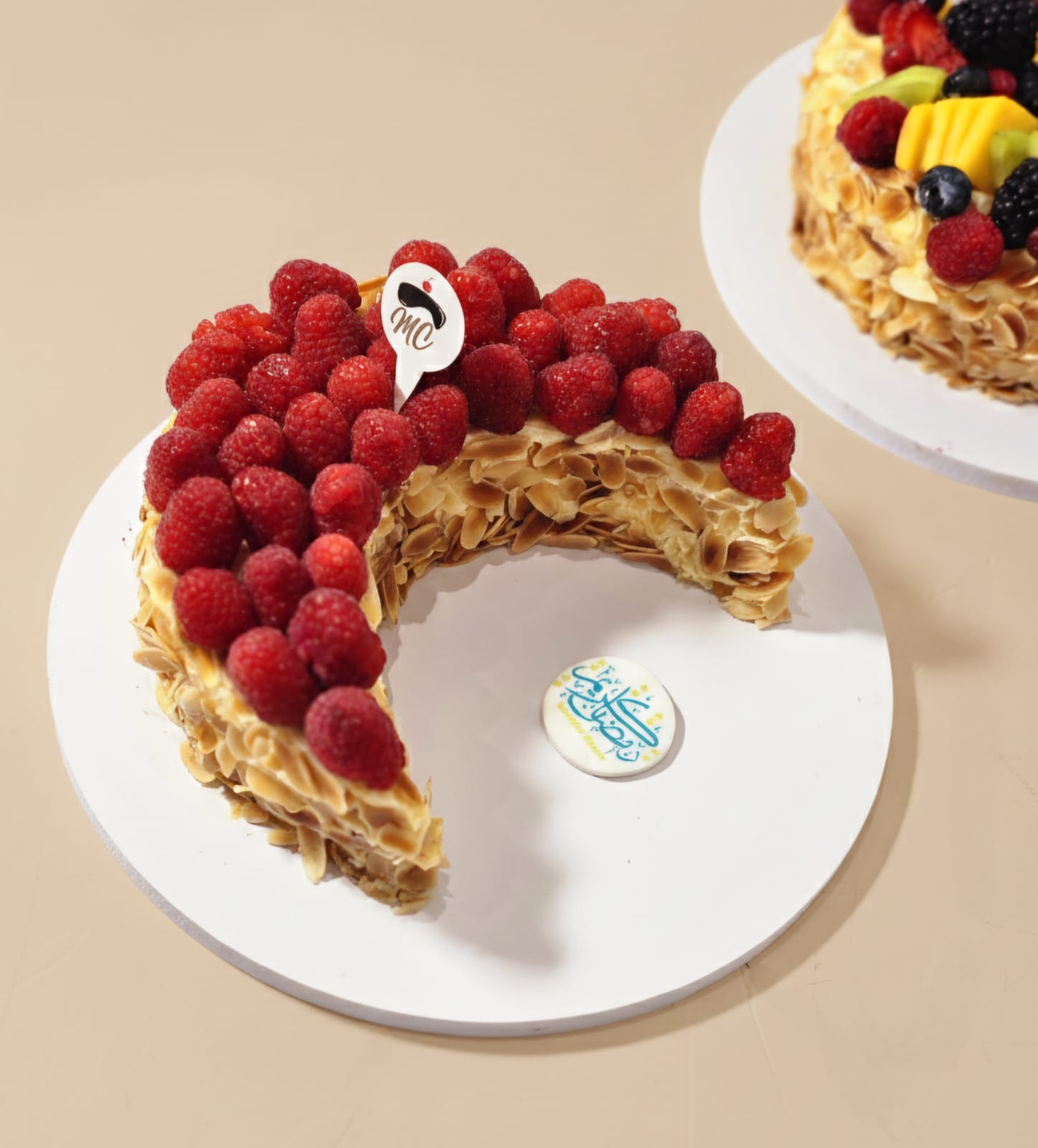 Custard raspberry cake